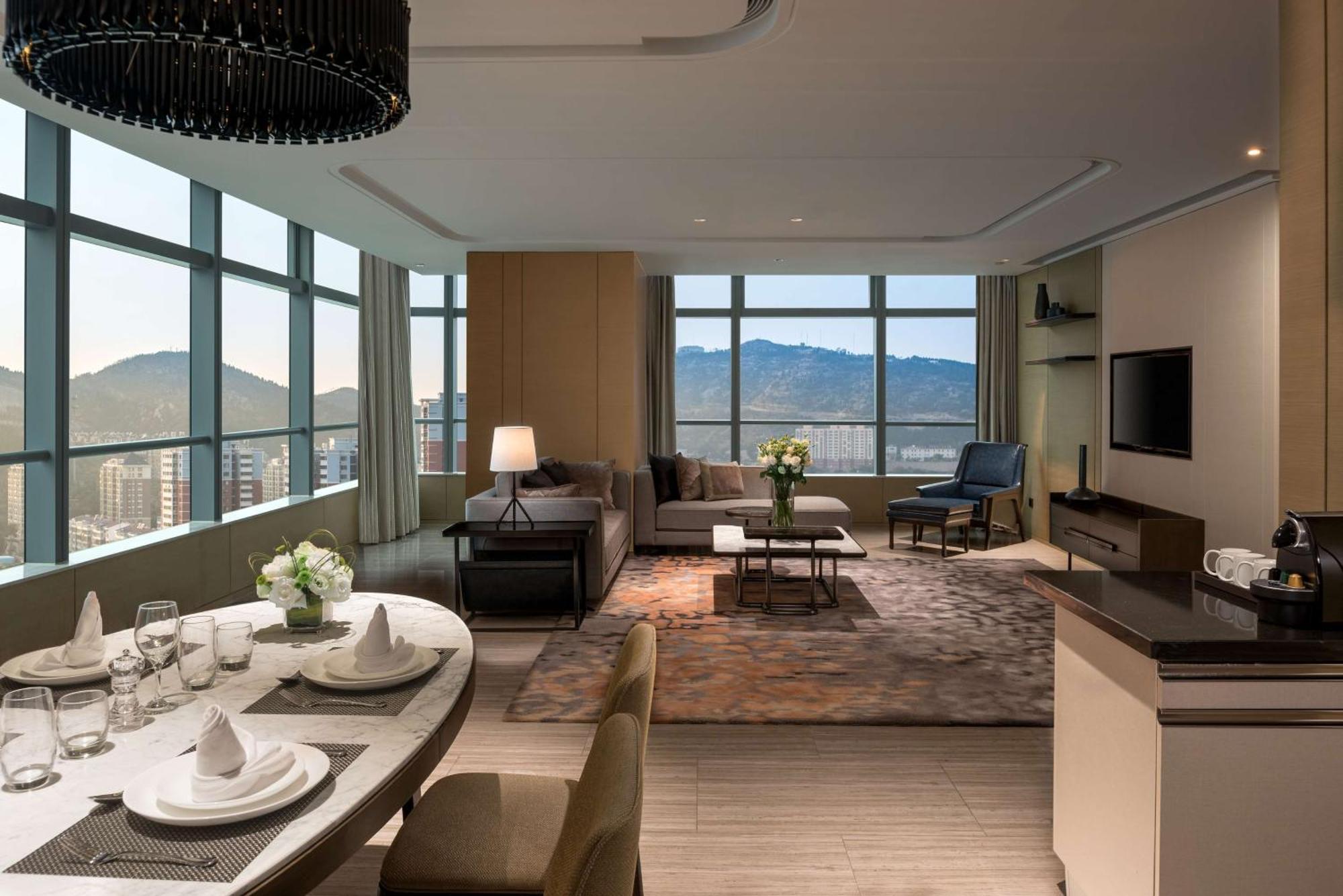 Hilton Jinan South Hotel & Residences Exterior foto